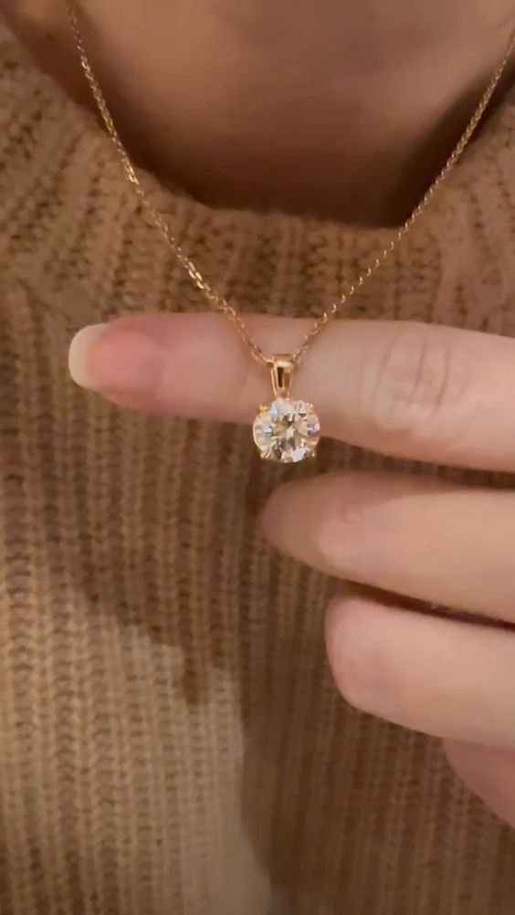Necklace 05