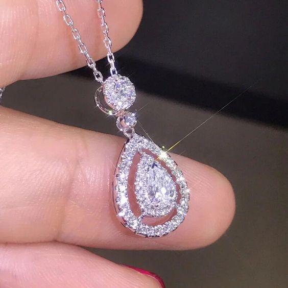 Necklace 08
